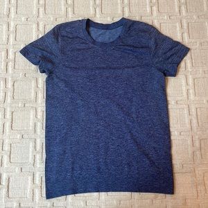 Lululemon Loose Fit Swiftly Tech